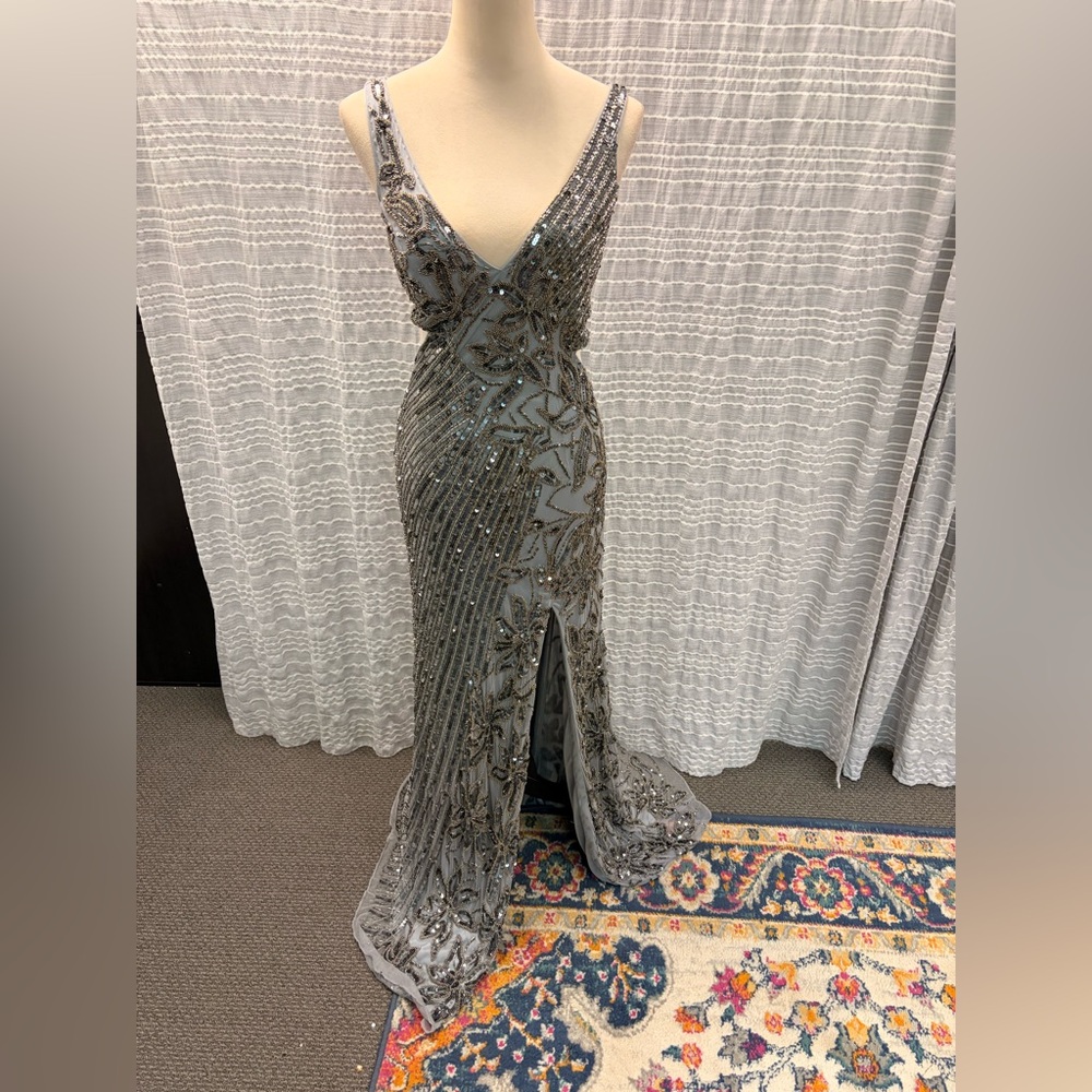 Primavera Couture Beaded Silver Gray V-Neck Evening Gown